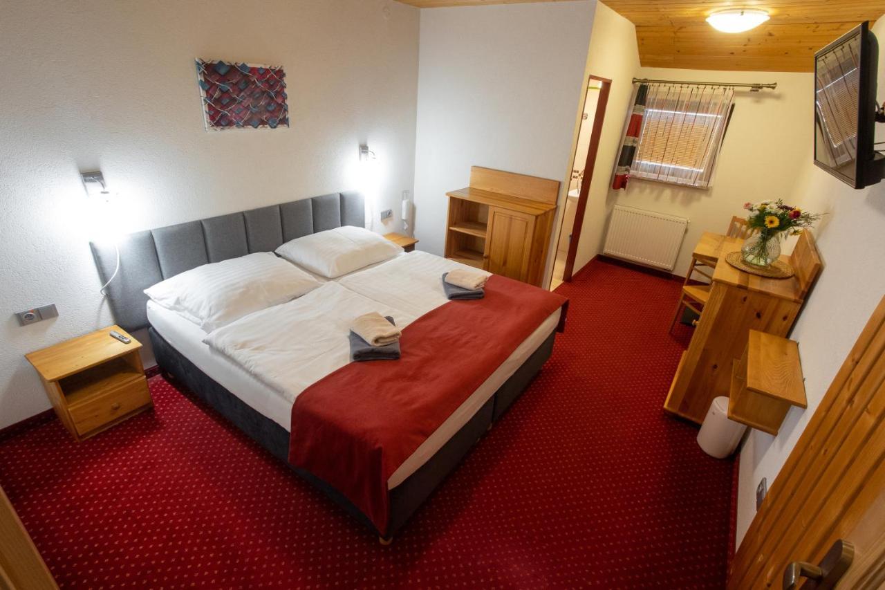 Hotel Wellness & Restaurant U Fandy Lhotka  Zewnętrze zdjęcie