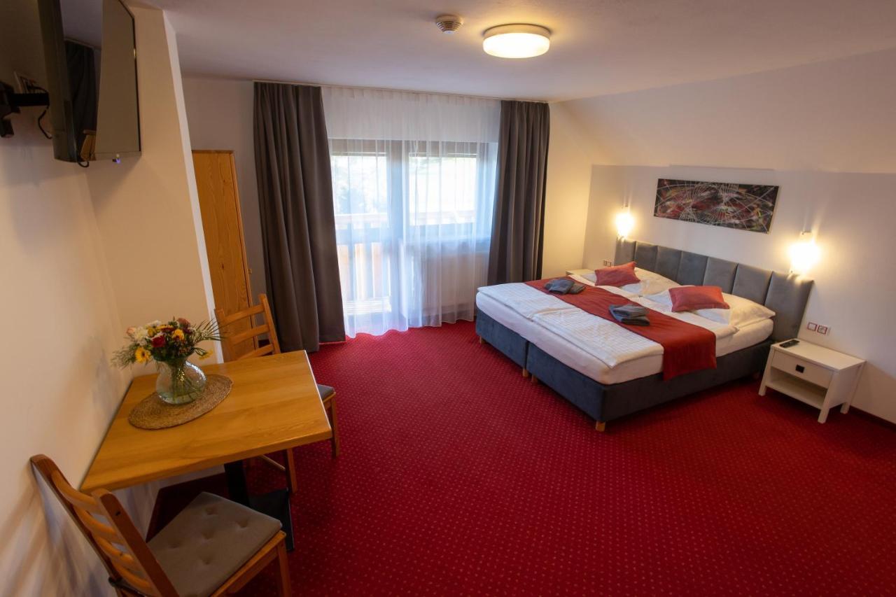 Hotel Wellness & Restaurant U Fandy Lhotka  Zewnętrze zdjęcie
