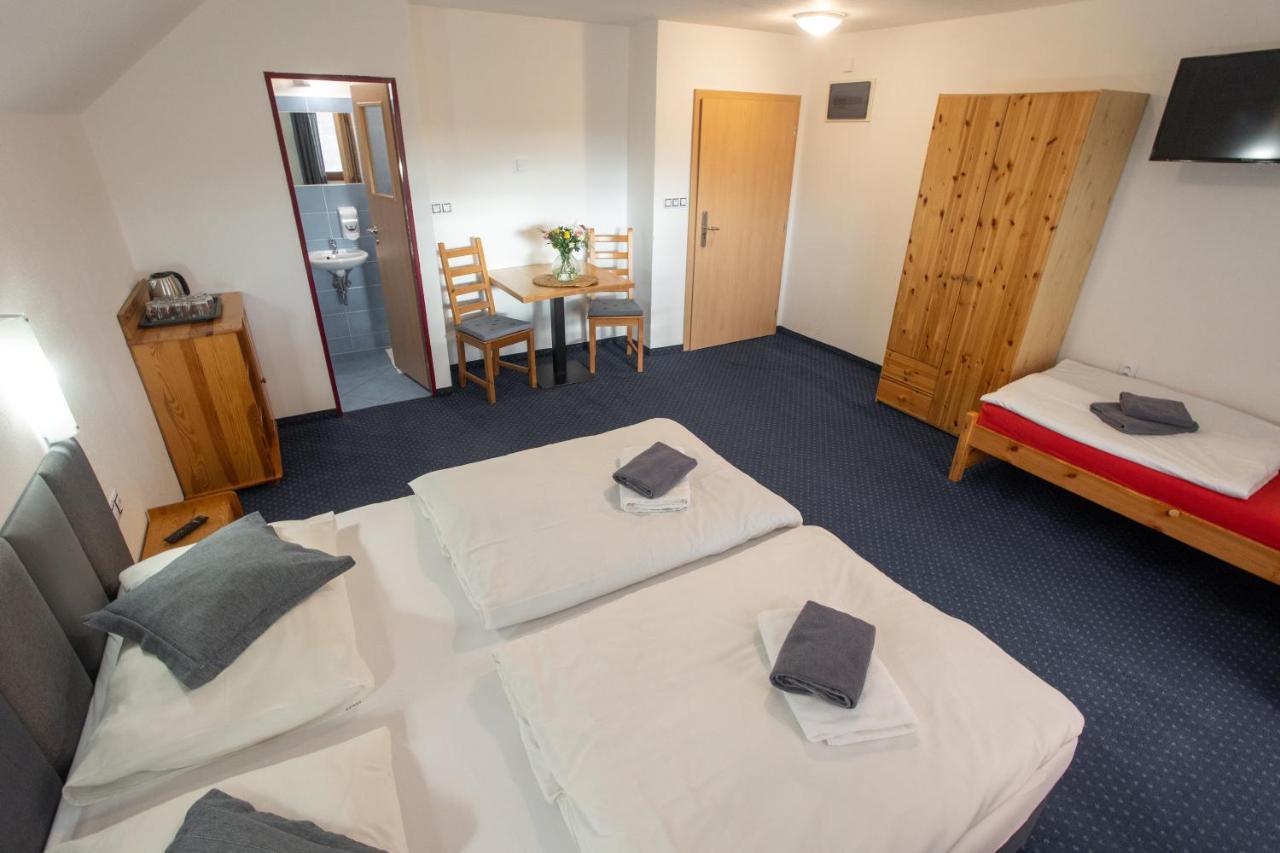Hotel Wellness & Restaurant U Fandy Lhotka  Zewnętrze zdjęcie