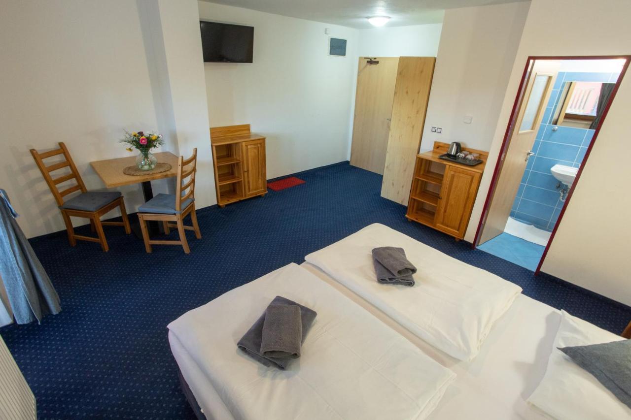 Hotel Wellness & Restaurant U Fandy Lhotka  Zewnętrze zdjęcie